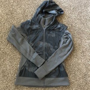 Lululemon size 8 grey jacket fleece lined